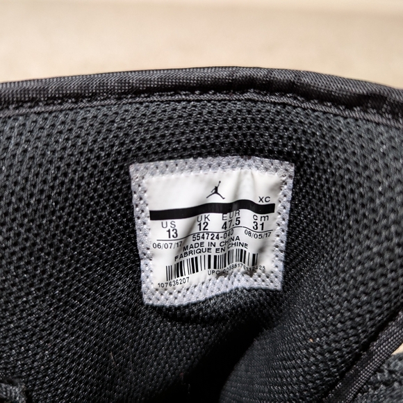 2017 Air Jordan Retro black triple size 13 - Picture 9 of 9